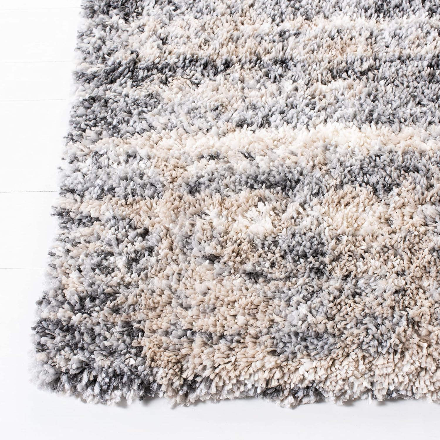 SAFAVIEH Fontana Shag Collection Area Rug - 6'7" x 9', Grey & Ivory, Modern Design, Non-Shedding & Easy Care, 2-inch Thick Ideal for High Traffic Areas in Living Room, Bedroom (FNT856G) - Image 4